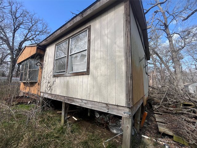 1234 Twin Oak Lane, Wills Point, TX 75169