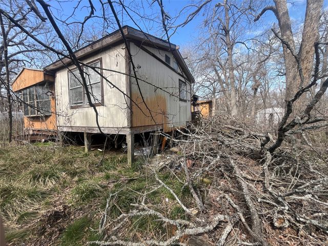 1234 Twin Oak Lane, Wills Point, TX 75169