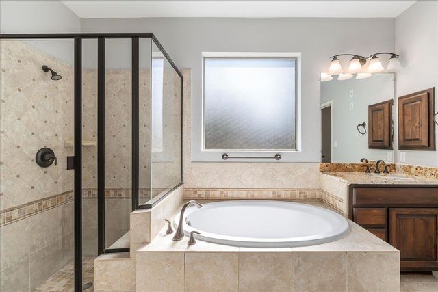 12101 Labrador Bay CT, Austin, TX 78732