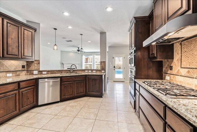 12101 Labrador Bay CT, Austin, TX 78732