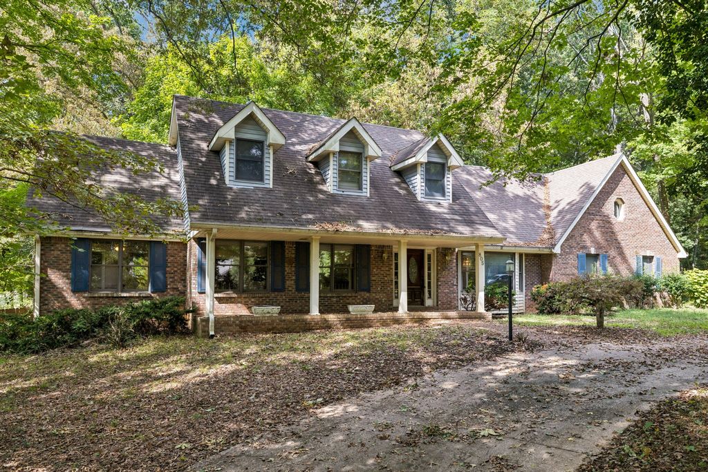 805 Shady Bluff Trl, Clarksville, TN 37043