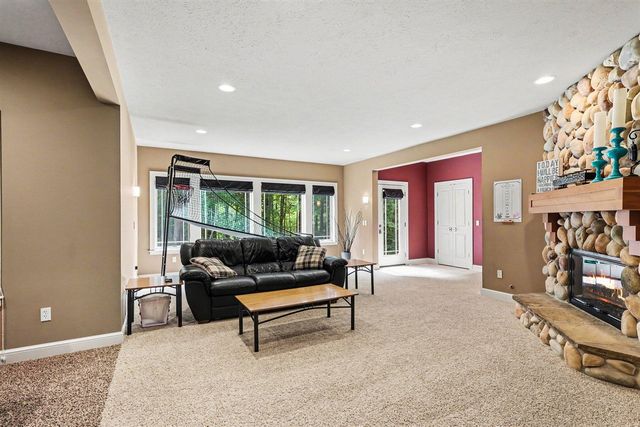 2844 Bunker Hill Drive, Marne, MI 49435