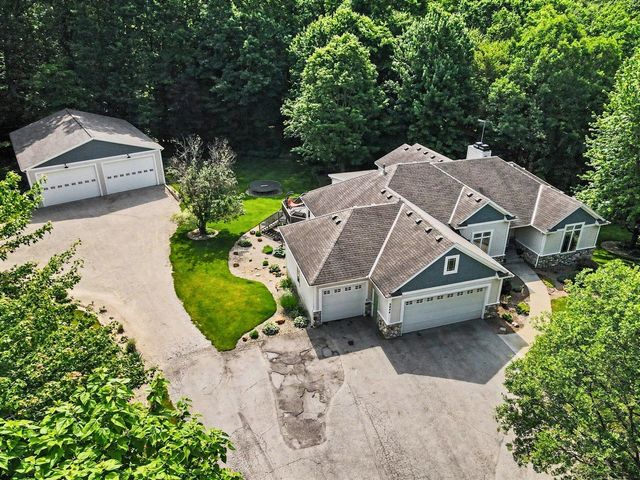 2844 Bunker Hill Drive, Marne, MI 49435