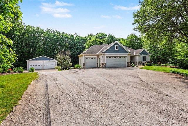 2844 Bunker Hill Drive, Marne, MI 49435