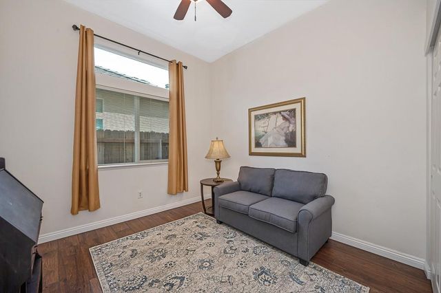 9448 Plainoak Way, Elk Grove, CA 95758