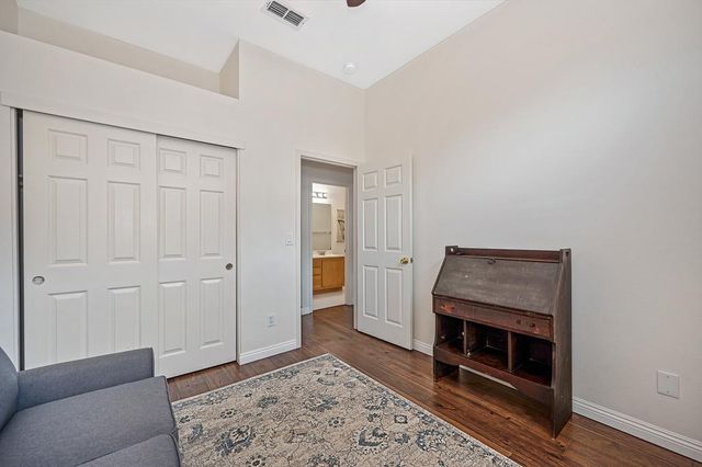 9448 Plainoak Way, Elk Grove, CA 95758