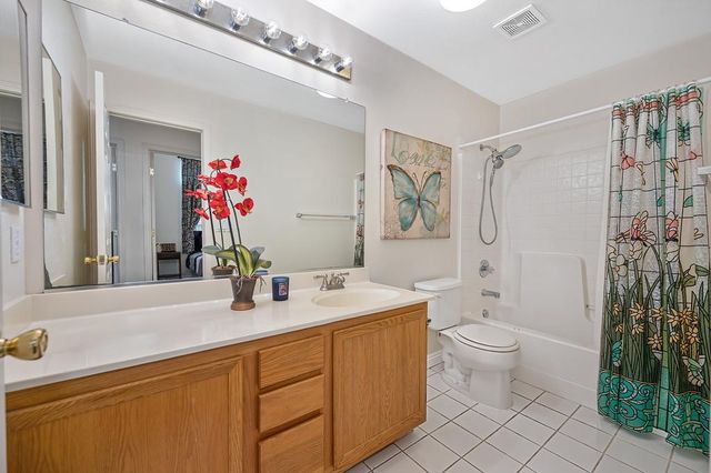 9448 Plainoak Way, Elk Grove, CA 95758