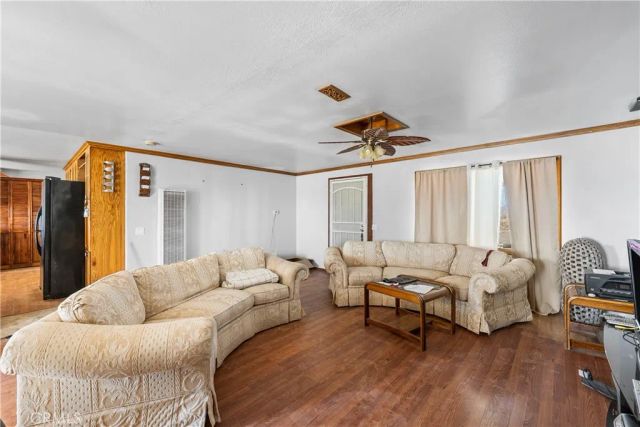 49225 45th West, Lancaster, CA 93536