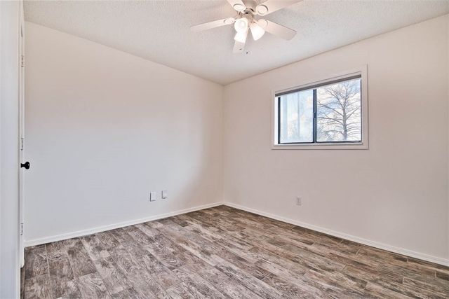 610 SE 10th Street, Bentonville, AR 72712