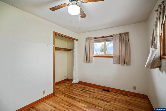 2470 Alameda St NE, Salem, OR 97301