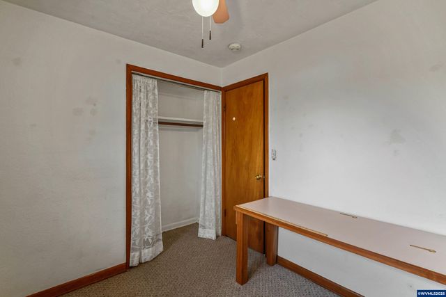 2470 Alameda St NE, Salem, OR 97301