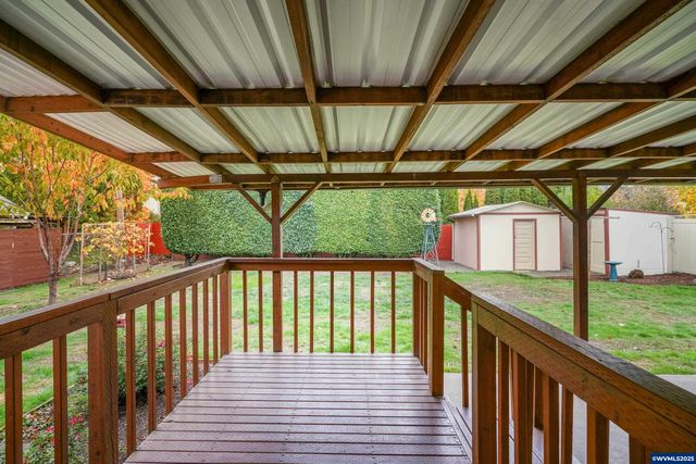 2470 Alameda St NE, Salem, OR 97301