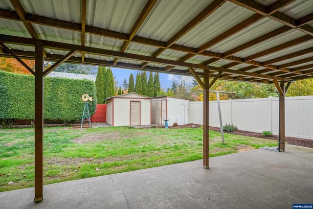 2470 Alameda St NE, Salem, OR 97301