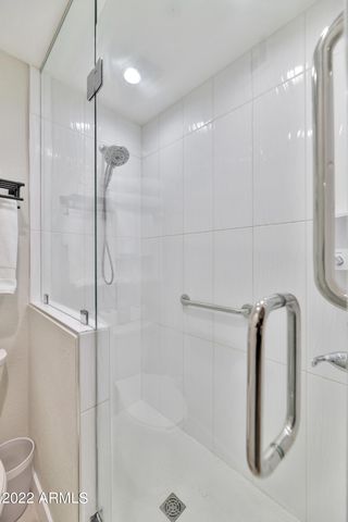 7021 E EARLL Drive 103, Scottsdale, AZ 85251