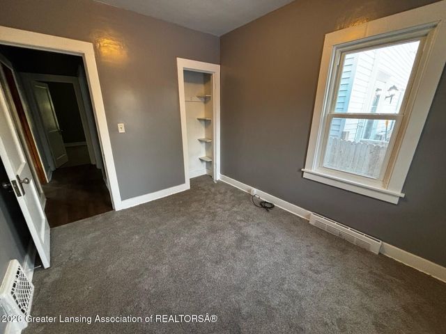 531 S Hayford Avenue, Lansing, MI 48912