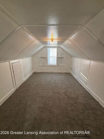 531 S Hayford Avenue, Lansing, MI 48912