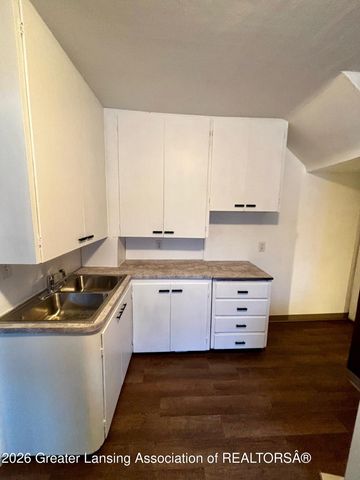 531 S Hayford Avenue, Lansing, MI 48912