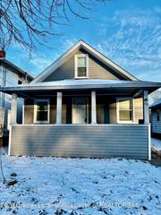 531 S Hayford Avenue, Lansing, MI 48912