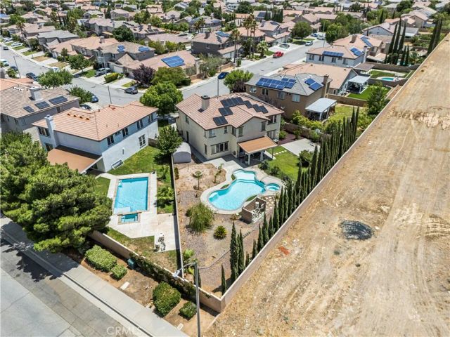 3802 Vitrina Ln, Palmdale, CA 93551