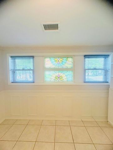 16327 Olcott Avenue, Tinley Park, IL 60477