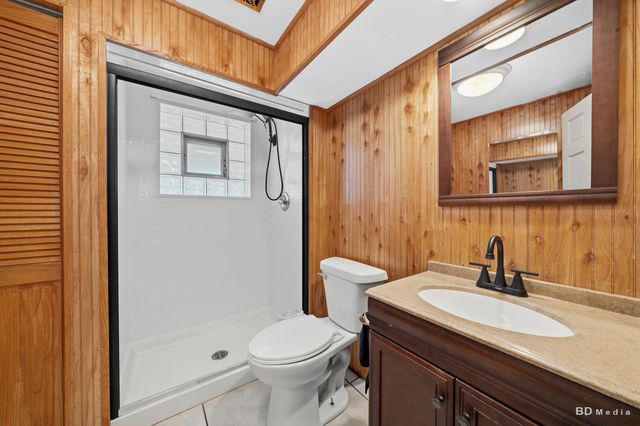 16327 Olcott Avenue, Tinley Park, IL 60477