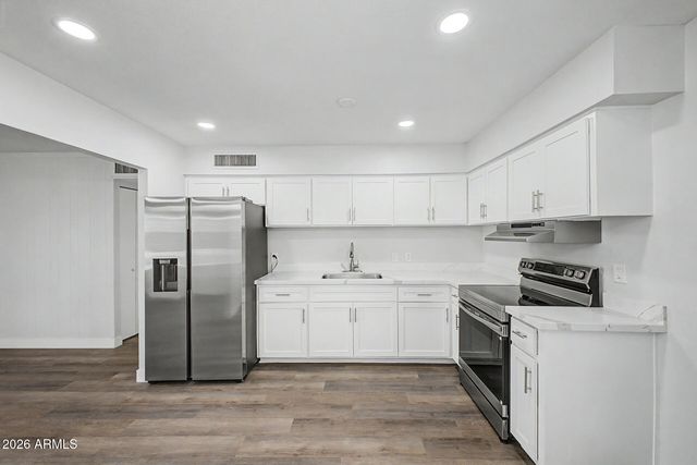 4214 W Lewis Avenue, Phoenix, AZ 85009
