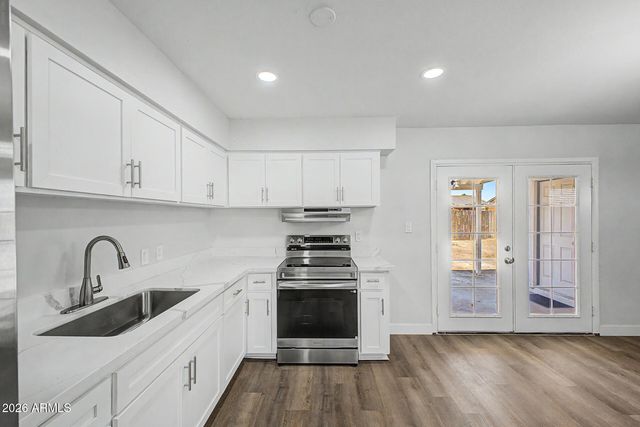 4214 W Lewis Avenue, Phoenix, AZ 85009