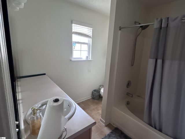 106 Parkgate Court, Simpsonville, SC 29680