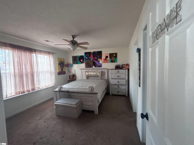 106 Parkgate Court, Simpsonville, SC 29680