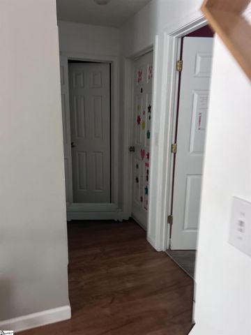 106 Parkgate Court, Simpsonville, SC 29680