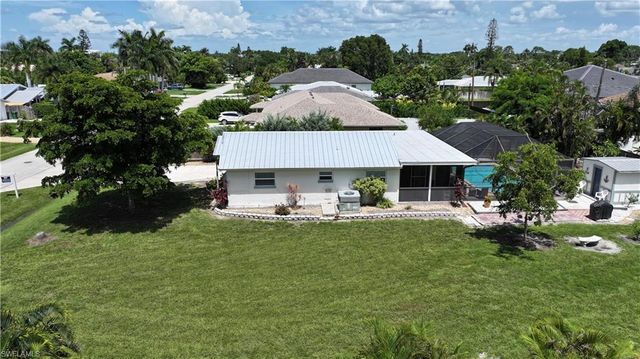 736 104th AVE N, Naples, FL 34108