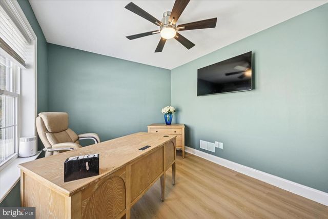 1002 11TH AVE, Folsom, PA 19033