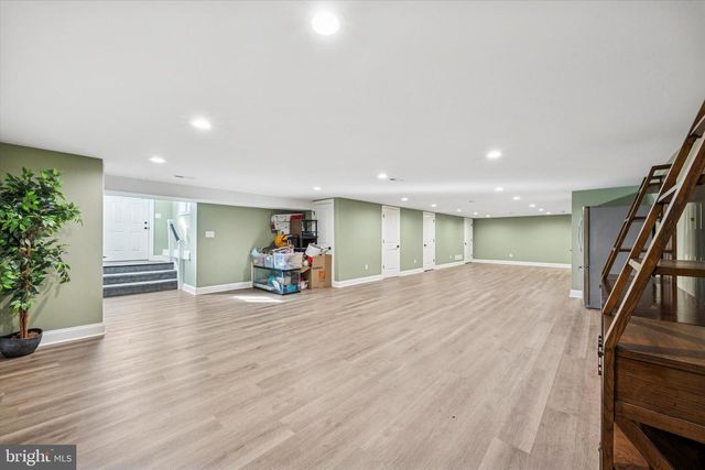 1002 11TH AVE, Folsom, PA 19033