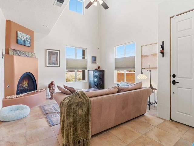 41 Victorio Peak, Santa Fe, NM 87508
