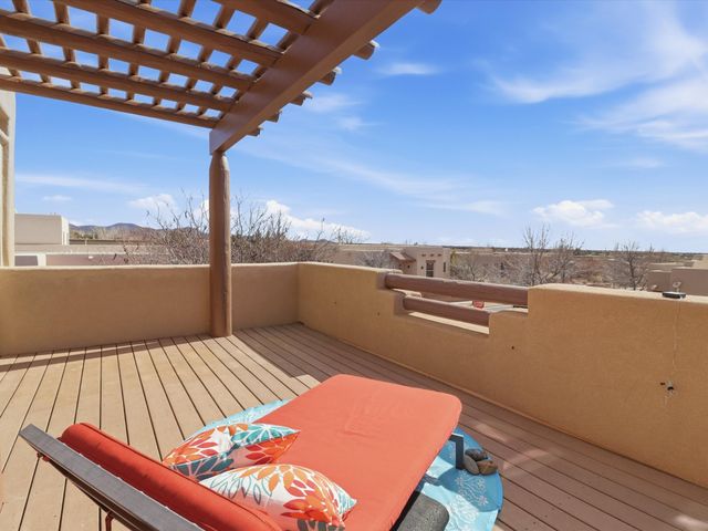41 Victorio Peak, Santa Fe, NM 87508