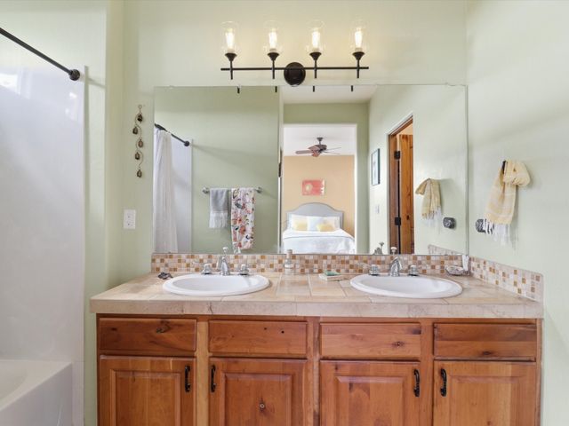 41 Victorio Peak, Santa Fe, NM 87508