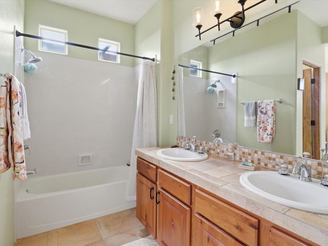 41 Victorio Peak, Santa Fe, NM 87508