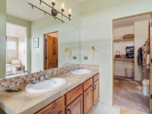 41 Victorio Peak, Santa Fe, NM 87508