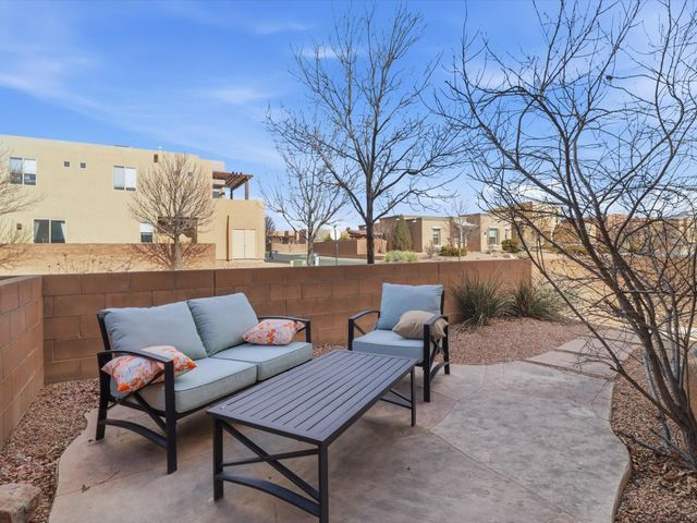 41 Victorio Peak, Santa Fe, NM 87508