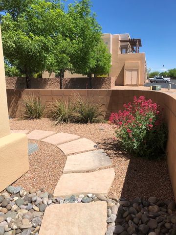41 Victorio Peak, Santa Fe, NM 87508