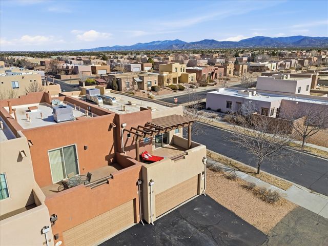 41 Victorio Peak, Santa Fe, NM 87508