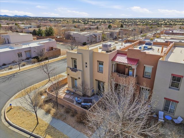 41 Victorio Peak, Santa Fe, NM 87508