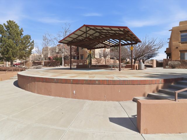 41 Victorio Peak, Santa Fe, NM 87508