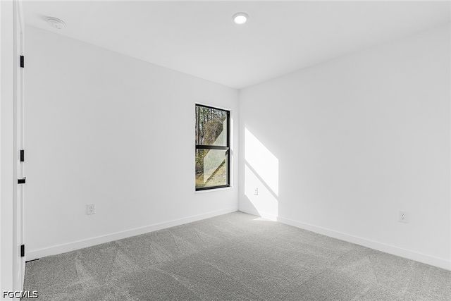 724 Goldrock RD, Lehigh Acres, FL 33974