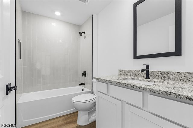 724 Goldrock RD, Lehigh Acres, FL 33974