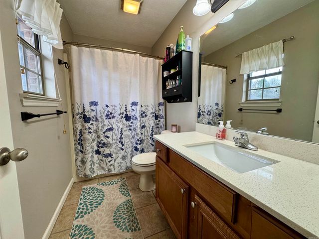 1605 Duke Street, Conway, AR 72032