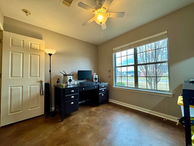 1605 Duke Street, Conway, AR 72032