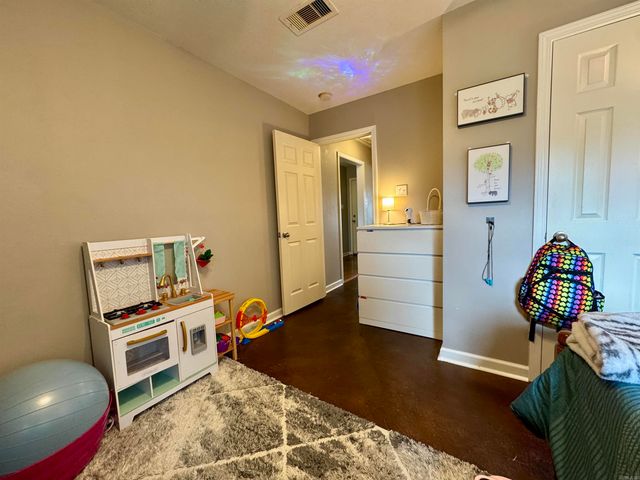 1605 Duke Street, Conway, AR 72032