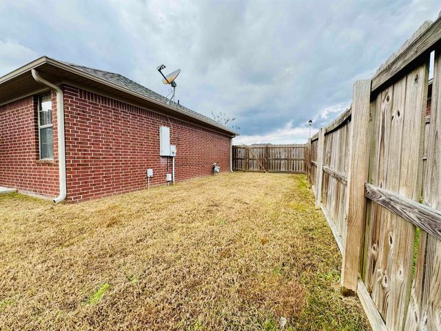 1605 Duke Street, Conway, AR 72032