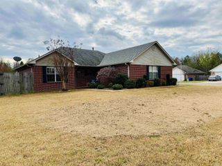 1605 Duke Street, Conway, AR 72032